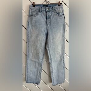 Silver Jeans Light Blue Straight Leg Women's Jeans